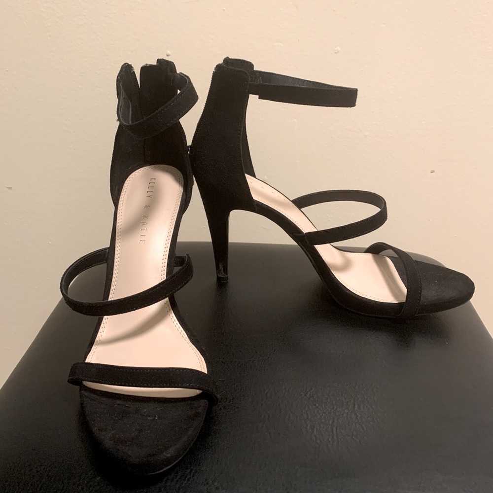 Kelly & Katie Size 10 Black Courtnee Heeled Sandals